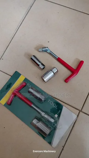 High Quality Spark Plug Tool/Opener Set.