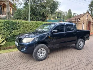 Toyota Hilux 2014 Black