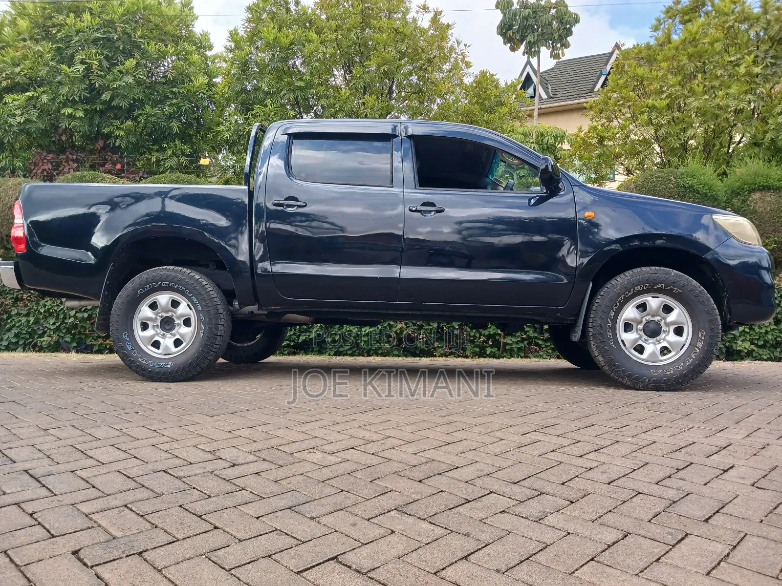 Toyota Hilux 2014 Black