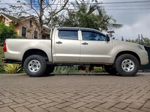 Toyota Hilux 2014 Silver