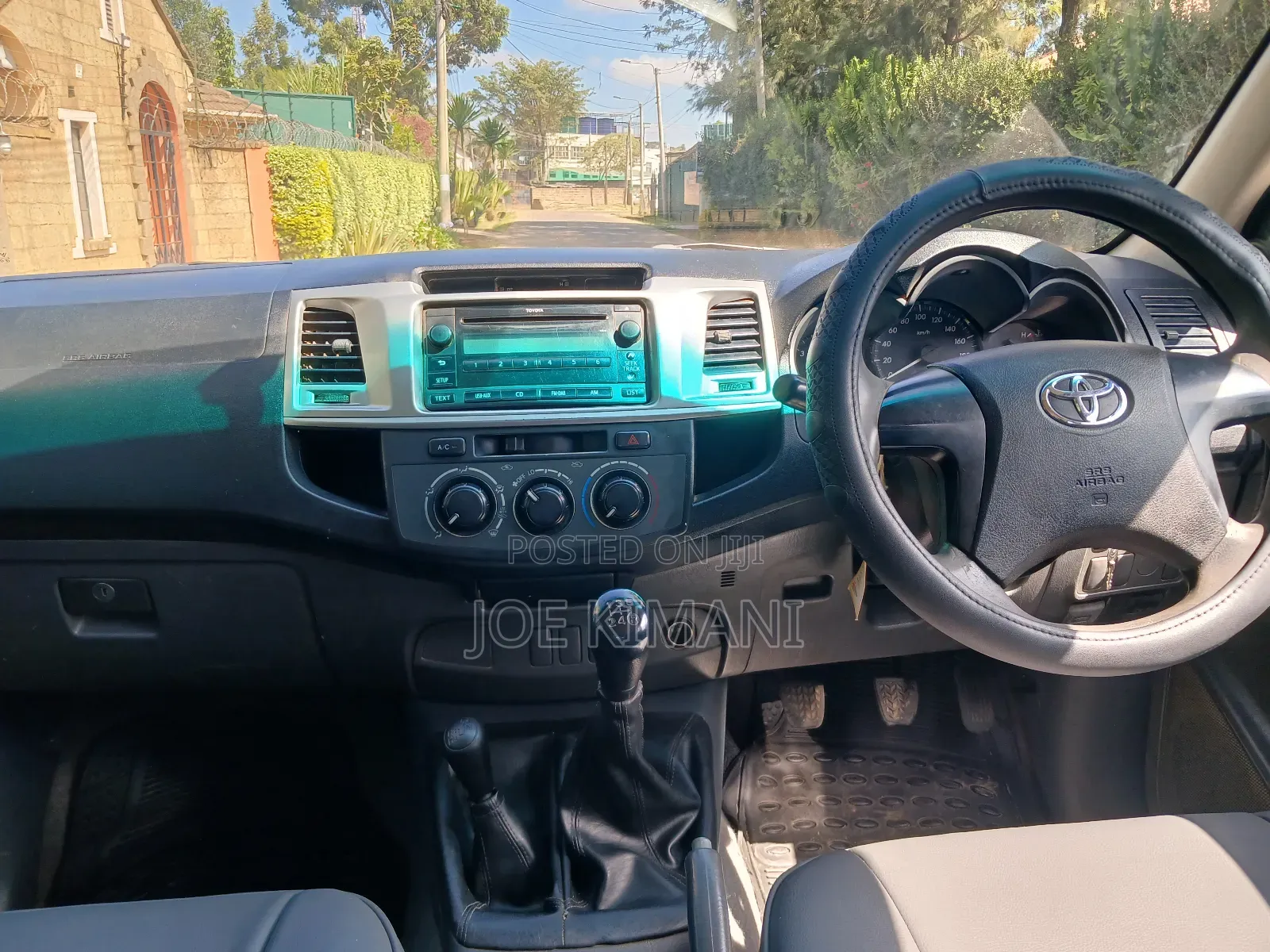 Toyota Hilux 2014 Silver