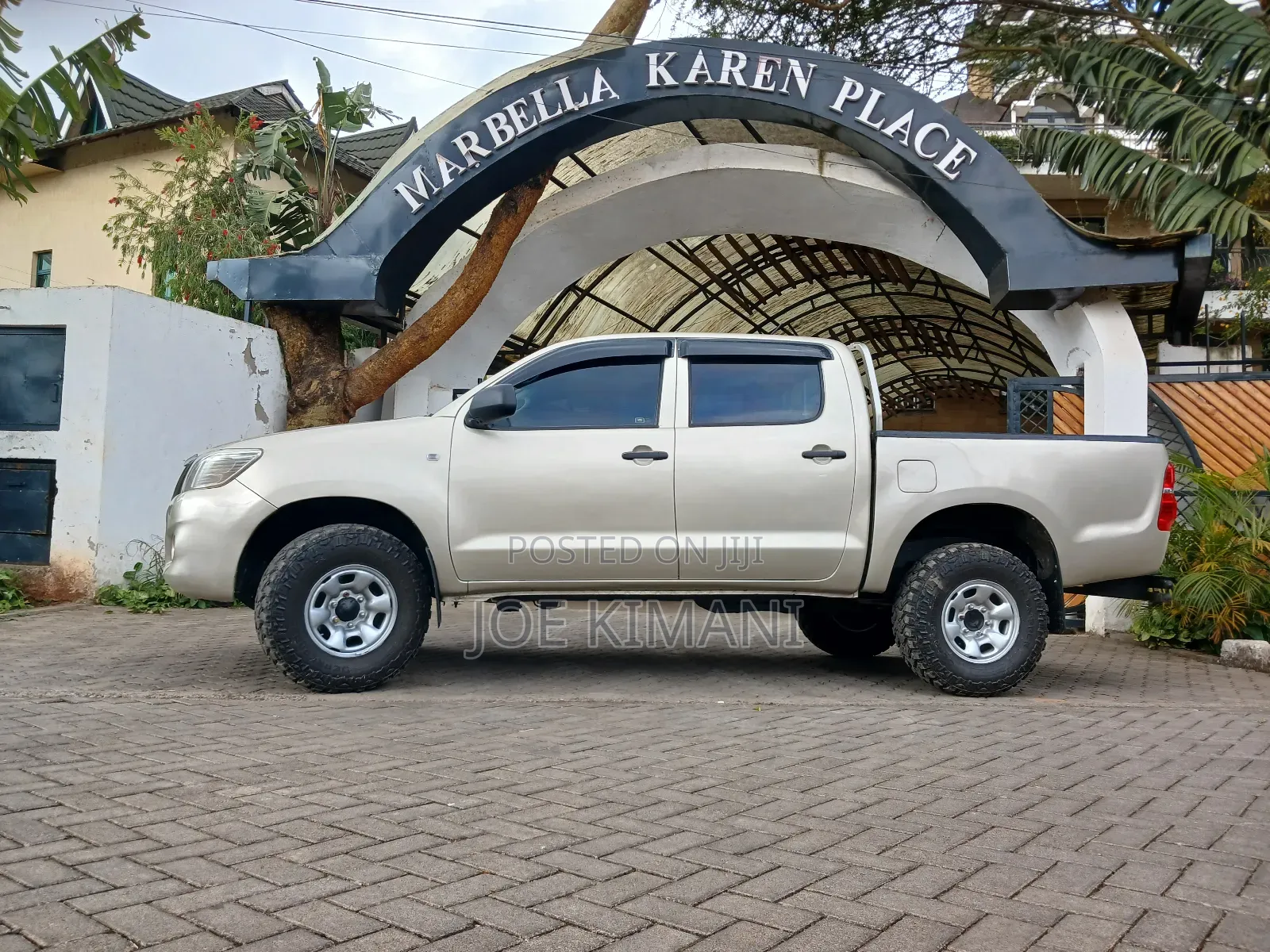 Toyota Hilux 2014 Silver