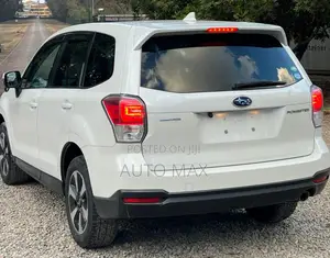 Subaru Forester 2018 White