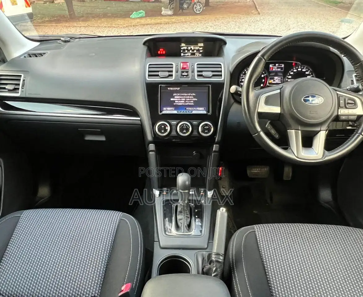 Subaru Forester 2018 White