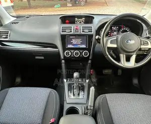 Subaru Forester 2018 White