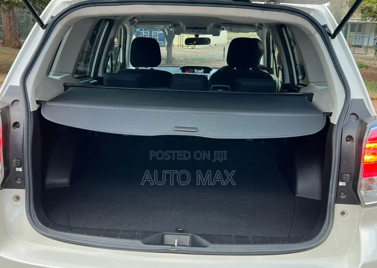 Subaru Forester 2018 White