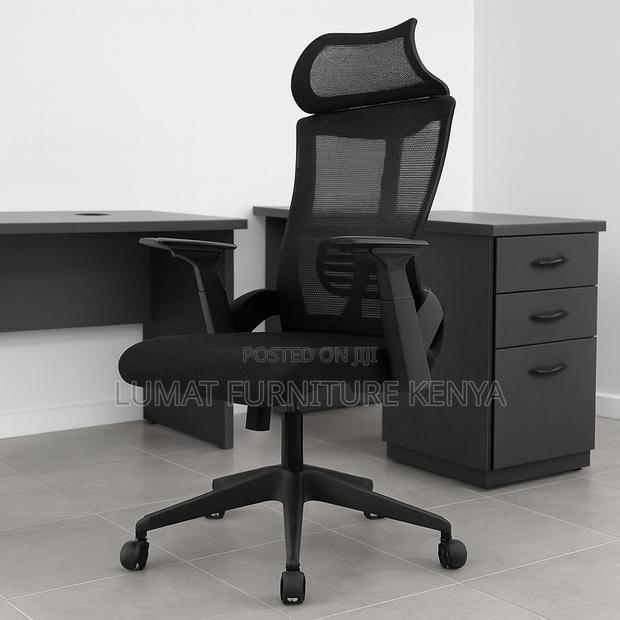 Ergonomic Back Support Mesh Seat - thumbnail 2