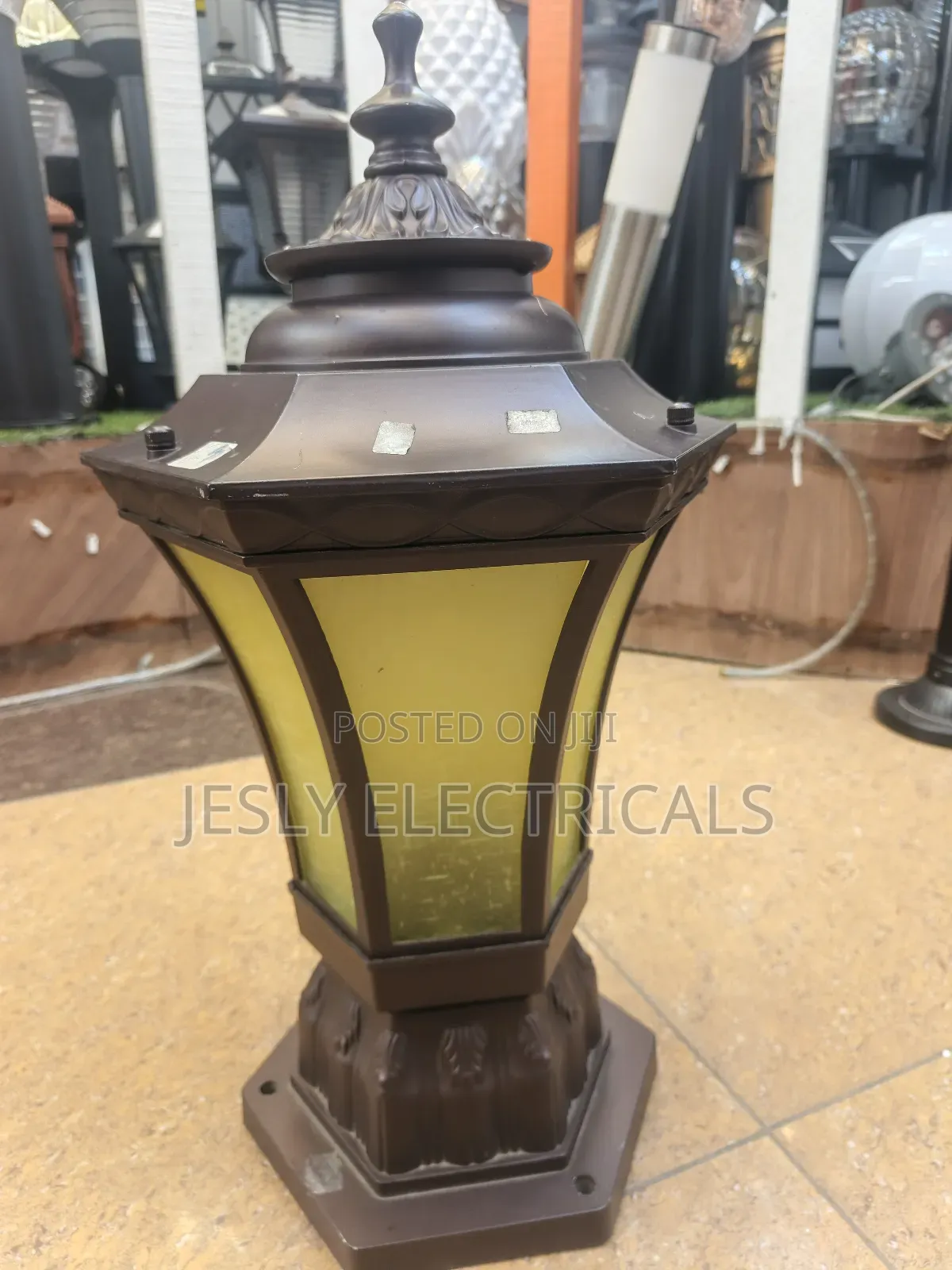 Outdoor Gate Light