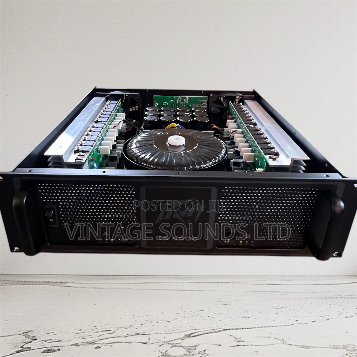 Peavey Cs4000 Professional Power Amplifier48transis