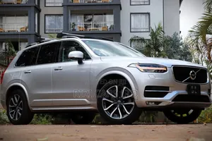 Volvo XC90 T5 R-Design AWD 2018 Silver