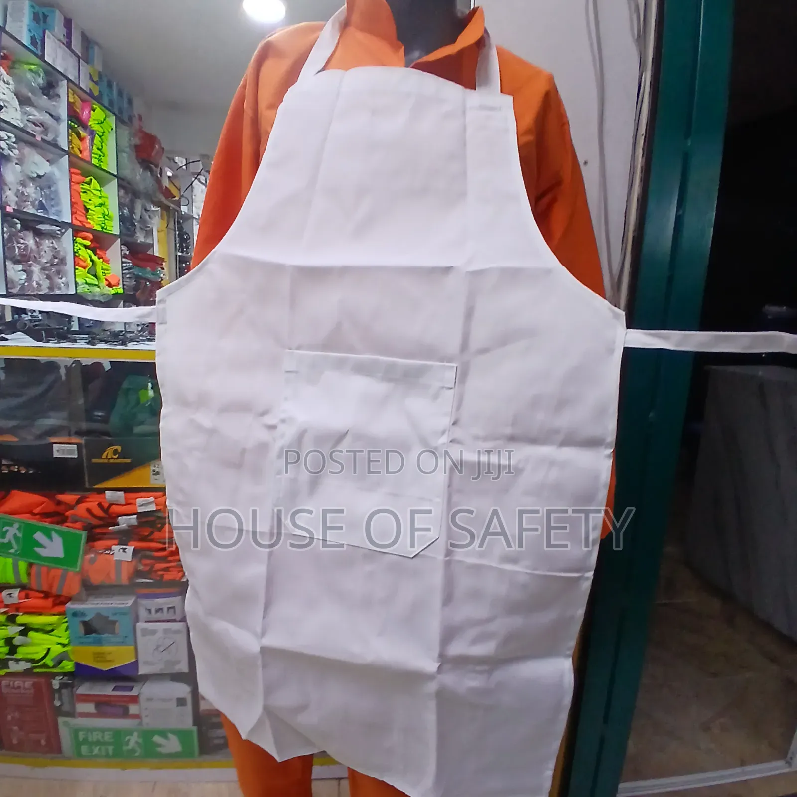 Stylish And Versatile Chef Aprons