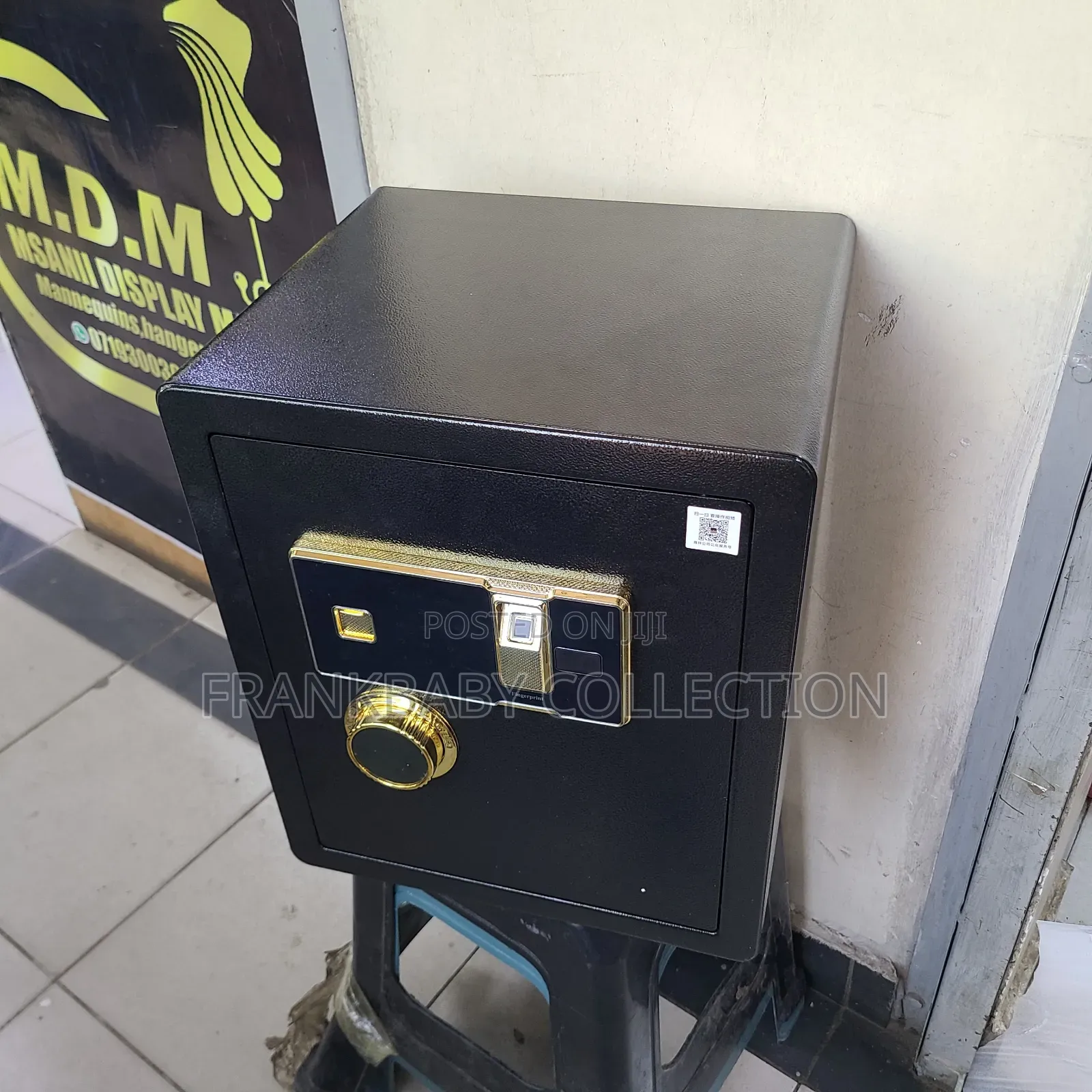 Fire - Resistant, Home Safe Box. Home Bank Safe Box.