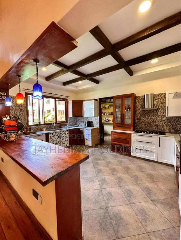 7bdrm House in Ridgeways for sale - thumbnail 5