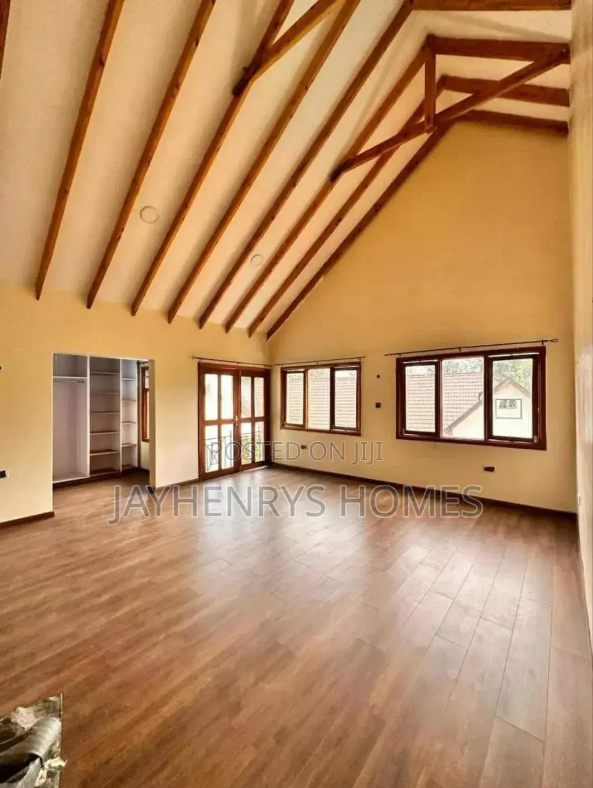 7bdrm House in Ridgeways for sale