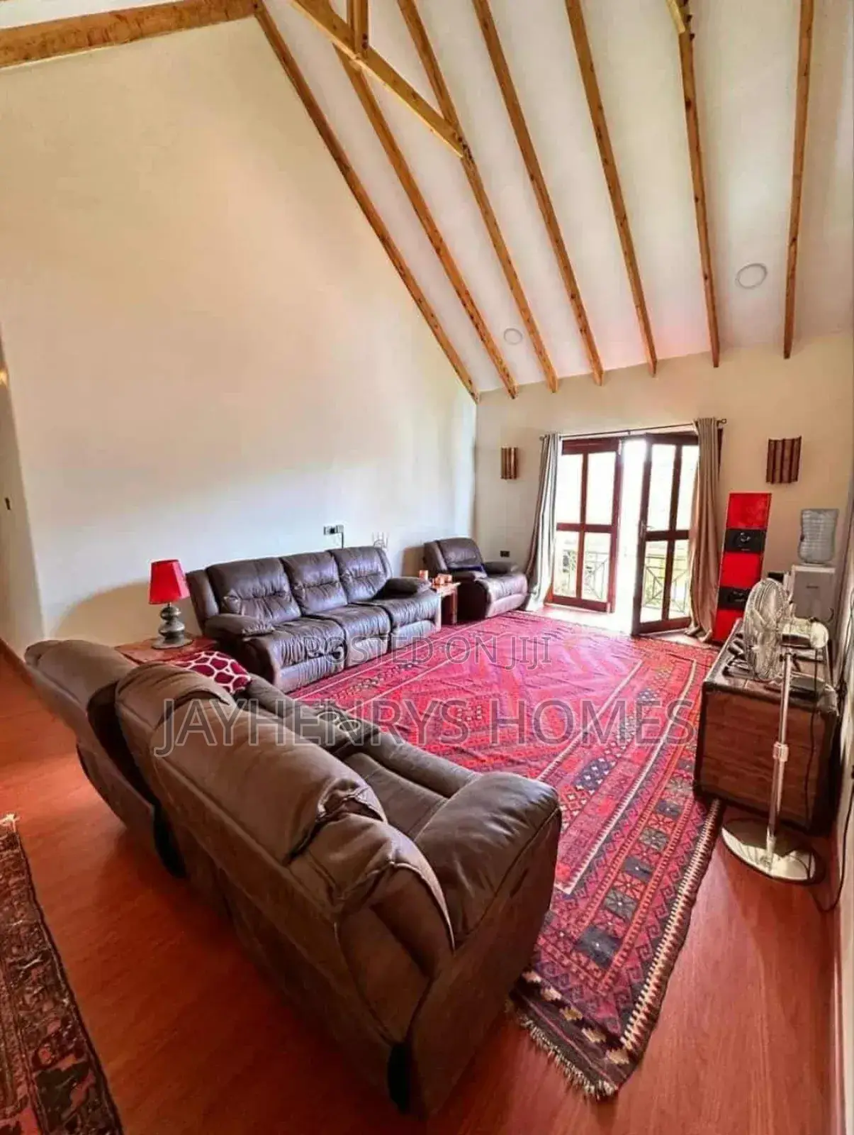 7bdrm House in Ridgeways for sale