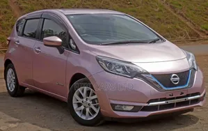 Nissan Note 1.2 Hybrid 2018 Pink