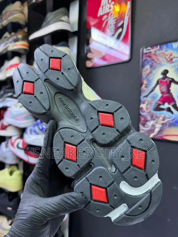 New Balance 9060 Metallic Red - thumbnail 7