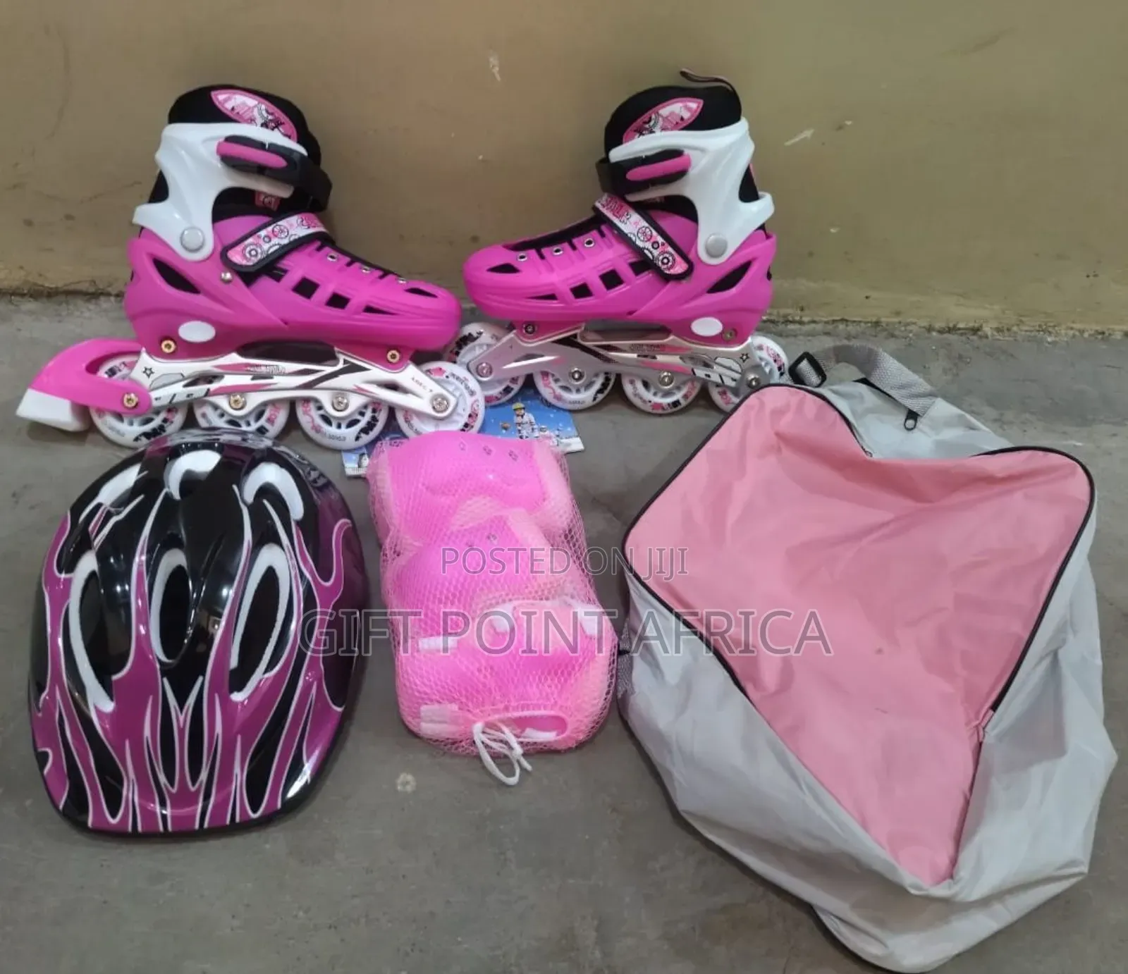 7 In 1 Adjustable Roller Skates With Protective Gear For Kids