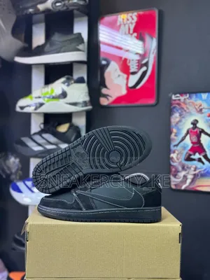 Jordan 1 X Cactus Jack Black Mocha
