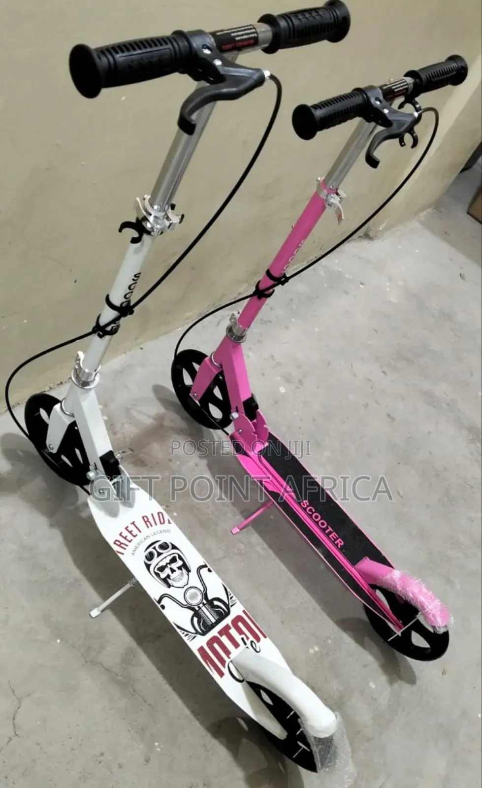 Metallic Strong And Durable Adjustable Scooter With Handle Brakes