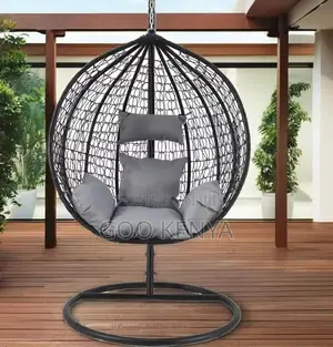 Home Chair;Luxury Modern Round Table:Artistic Design For Small Spaces
