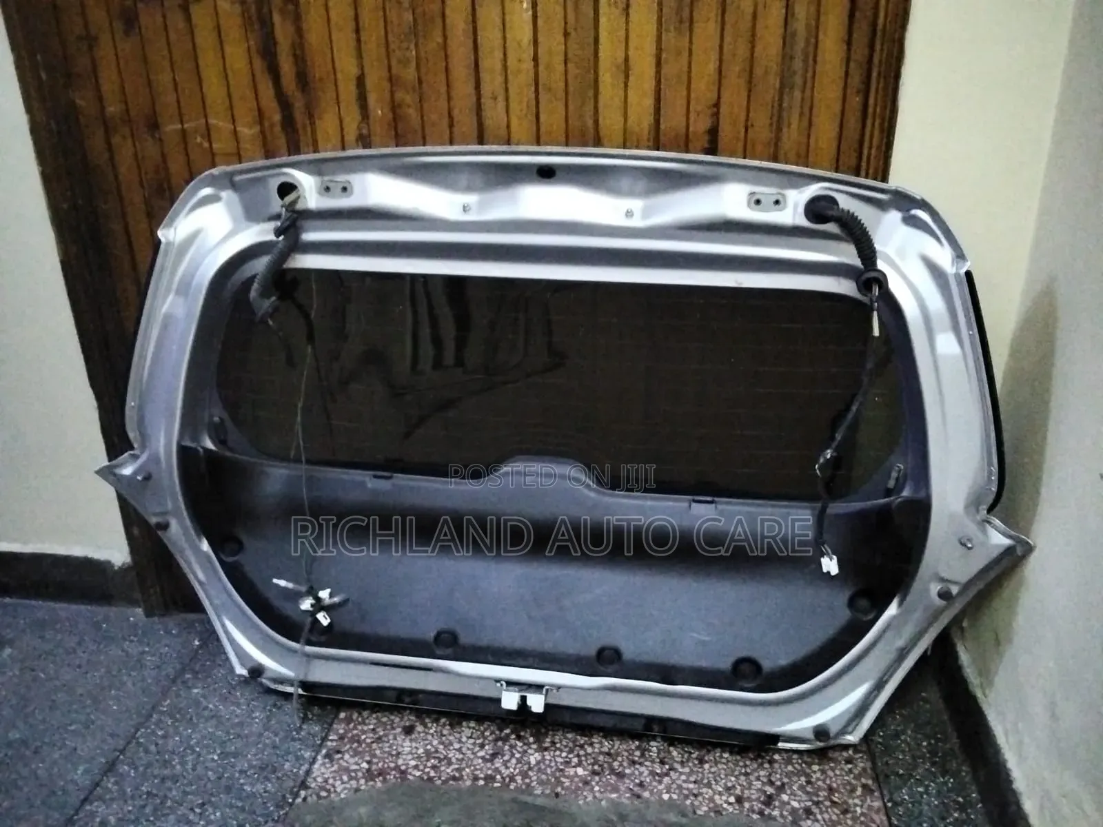 Suzuki Swift Boot