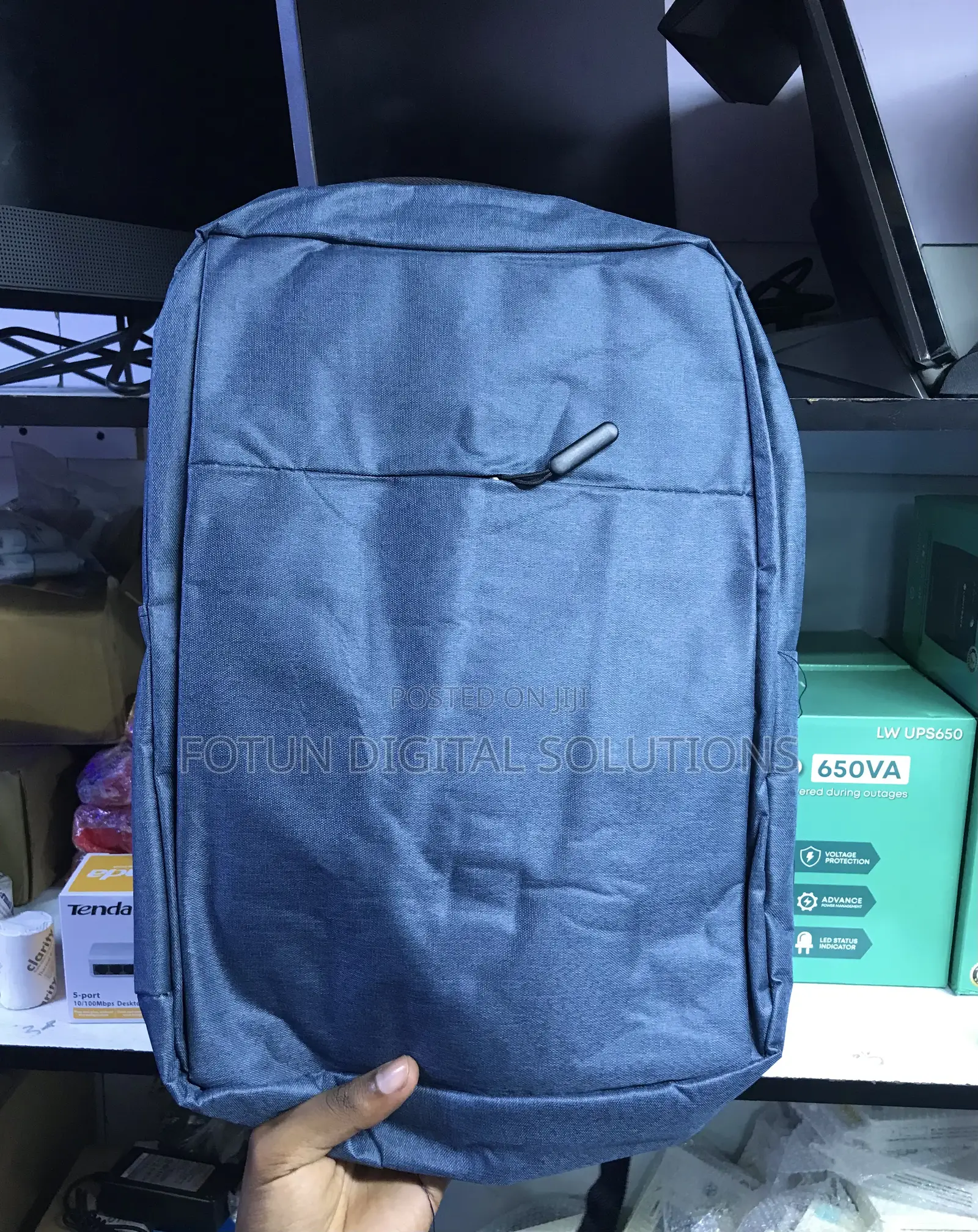 Anti-Theft Business Laptop Bag - Professional Secure Messenger
