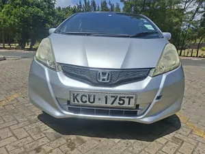 Honda Fit Automatic 2012 Silver