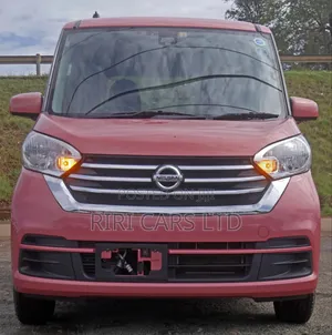Nissan Dayz Roox 2018 Pink