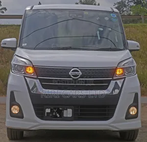 Nissan Dayz Roox 2018 White