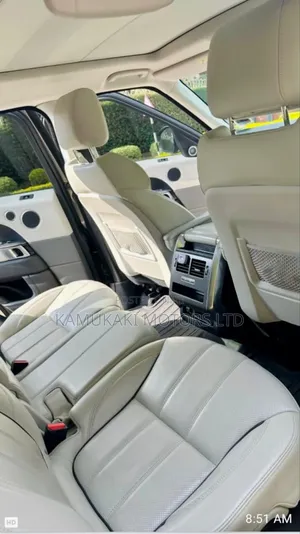 Land Rover Range Rover Vogue 2016 Gold