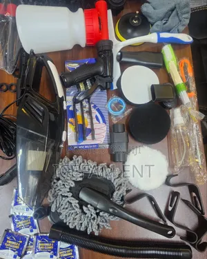Detailing Brush With Vacuum Cleaner
