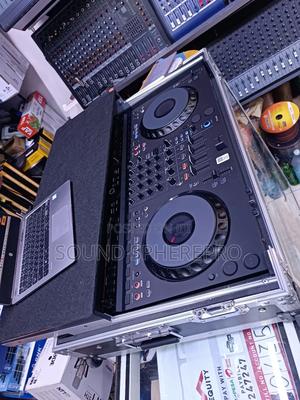 Grv6 Dj Controller Plus Grv6 Flight Case - main view