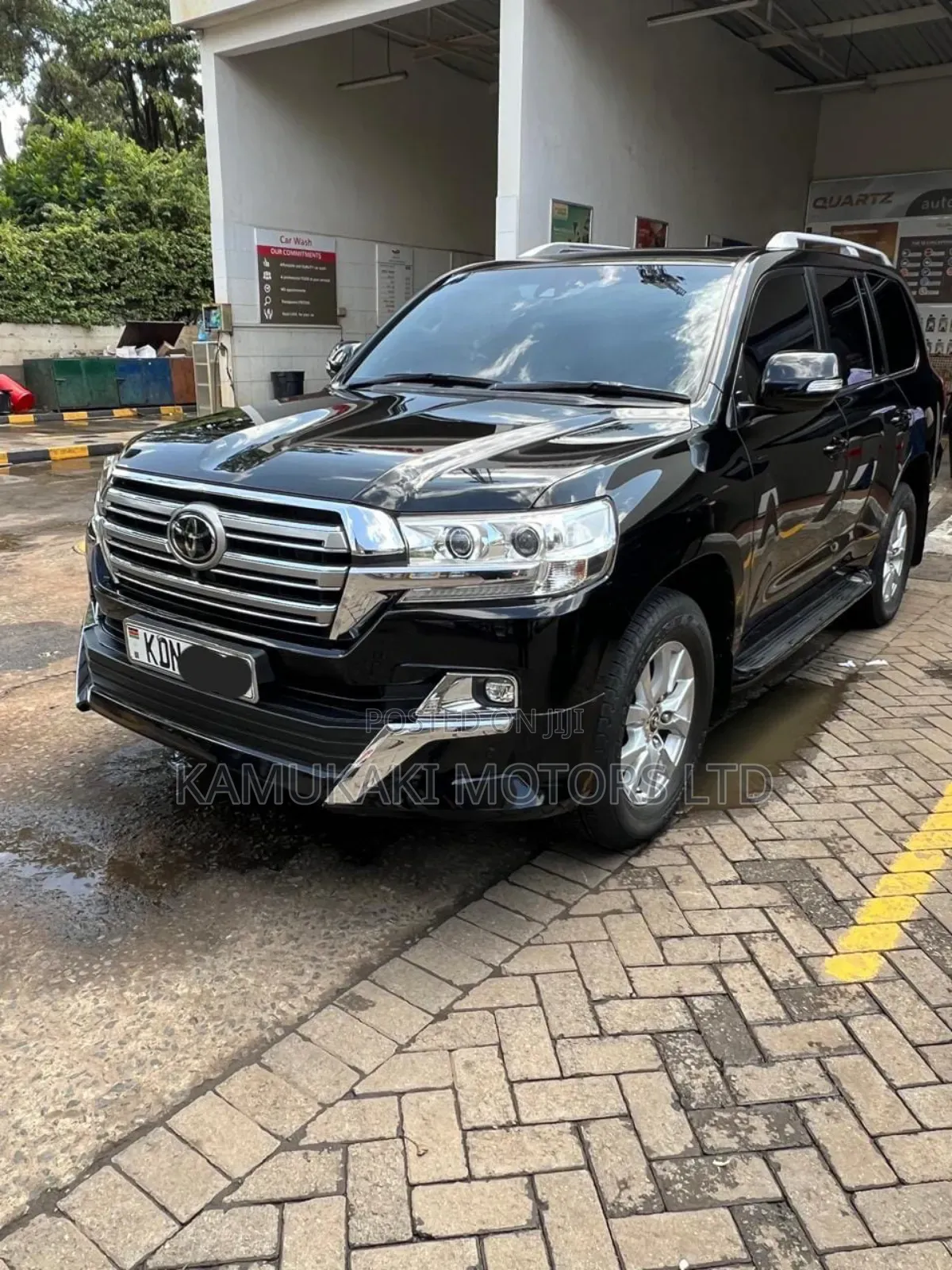 Toyota Land Cruiser 4.6 V8 ZX 2016 Black