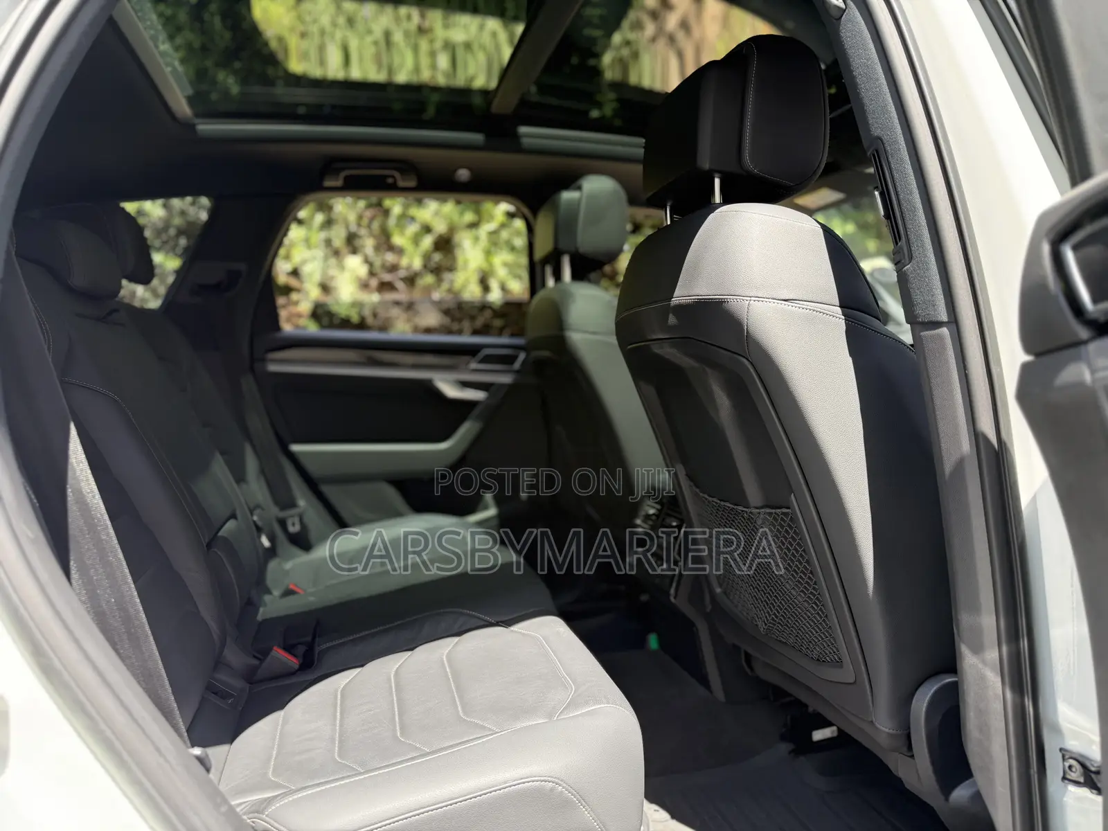 Volkswagen Touareg 2019 White