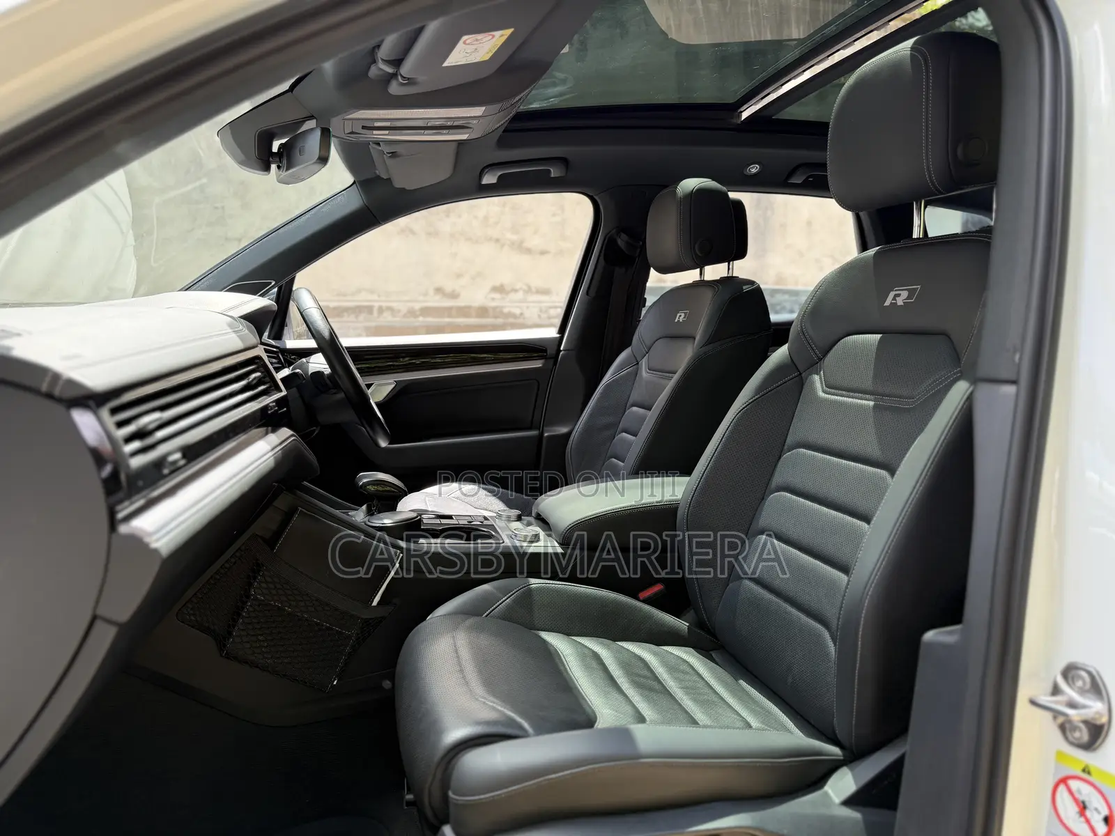 Volkswagen Touareg 2019 White