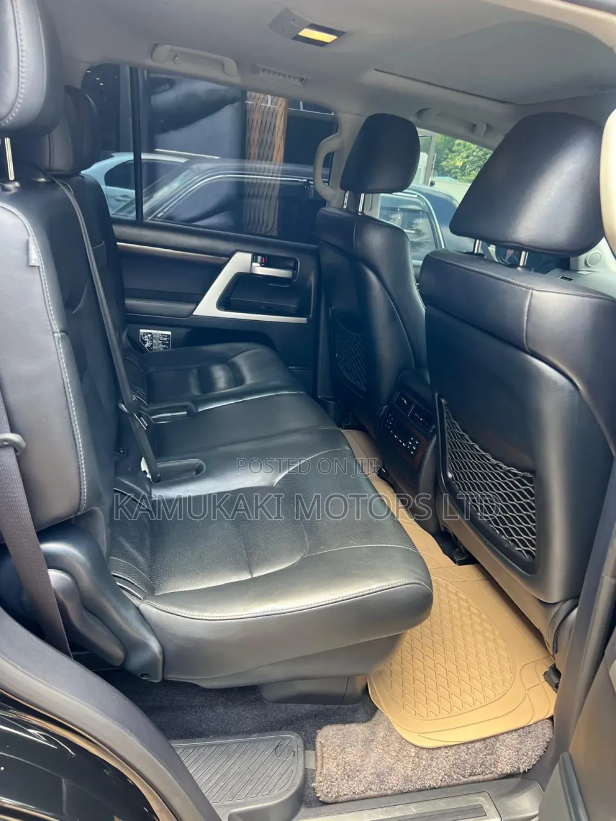 Toyota Land Cruiser 4.6 V8 ZX 2016 Black