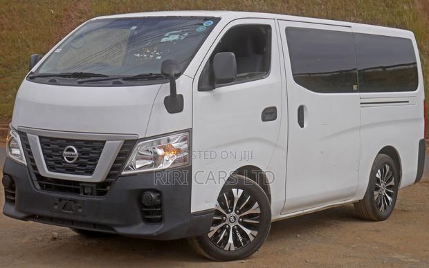 Nissan Caravan (Urvan) 2018 White - thumbnail 3