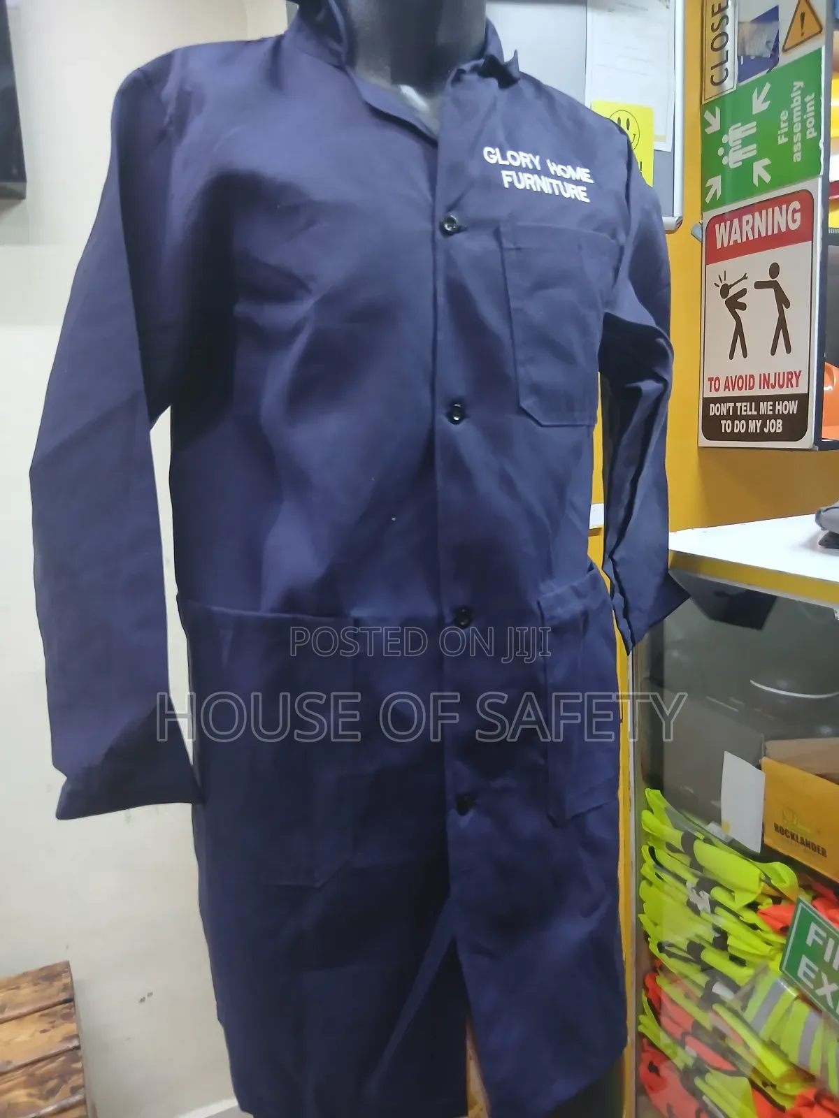 Specialized Materials Dustcoat in Kenya