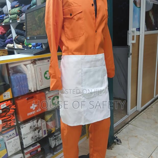 Adult Half Lenth Apron. - main view