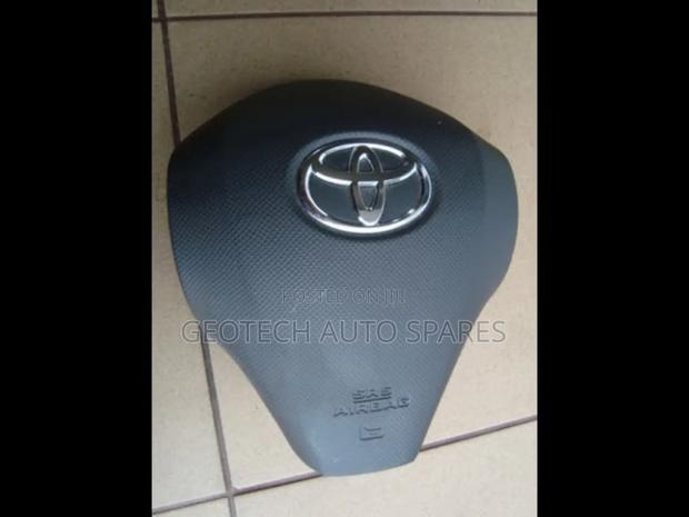 Toyota Vitz / Yaris Airbags Available