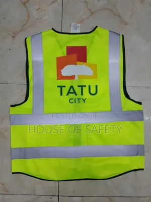 V-Neck Vests Light Green