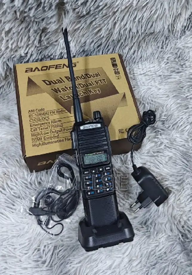Baofeng Uv-82 Dual-Band Walkie Talkie Tri-Power 8w High Power