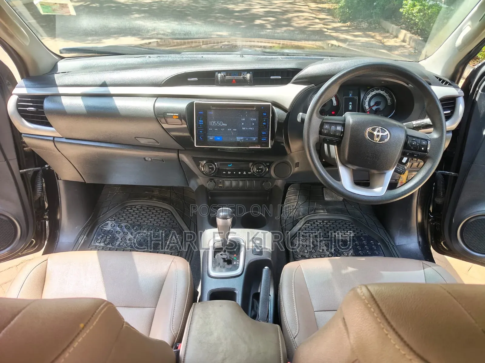 Toyota Hilux 2018 Black
