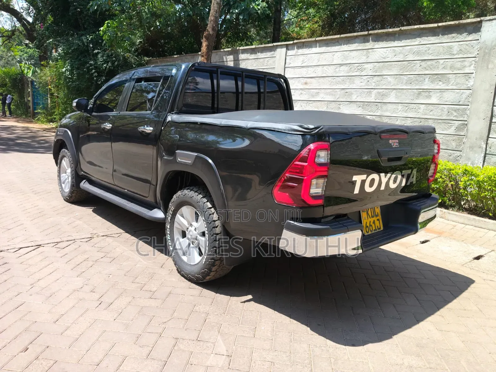 Toyota Hilux 2018 Black