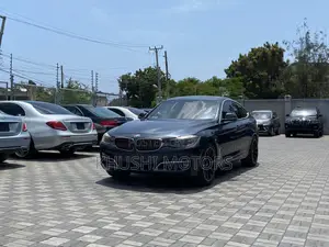 BMW 320i 2017 Gray