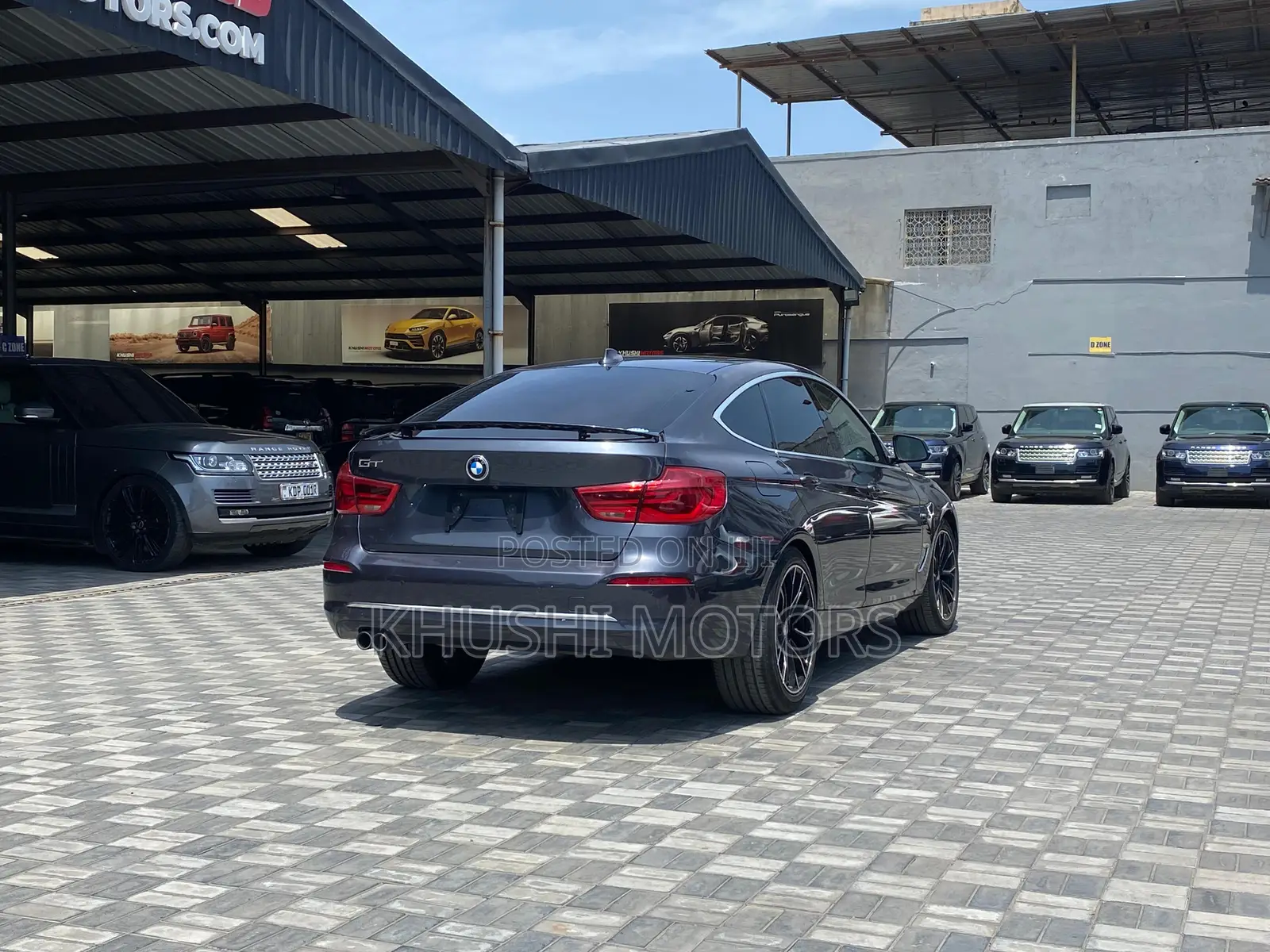 BMW 320i 2017 Gray