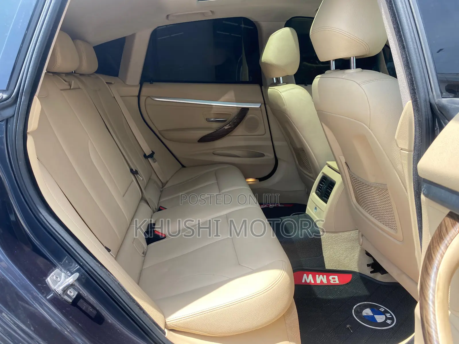 BMW 320i 2017 Gray
