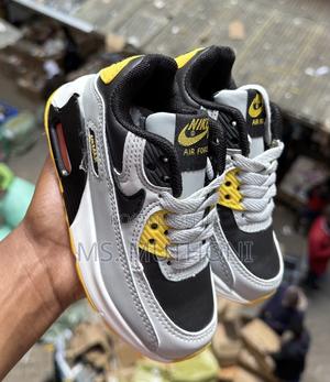 Jnisex Kids Casual Nike Sneakers Size 25-36 - thumbnail 2