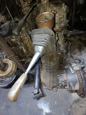 Mitsubishi L200 Gearbox